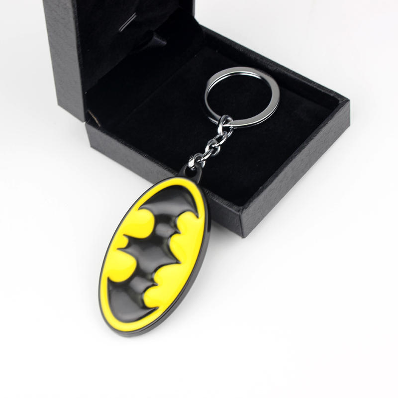 Creative Black And Yellow Oval - Carabiner Keychain 评论和价格